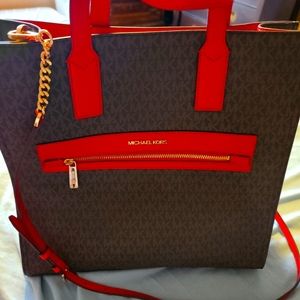 Michael Kors Kenly LG Tote